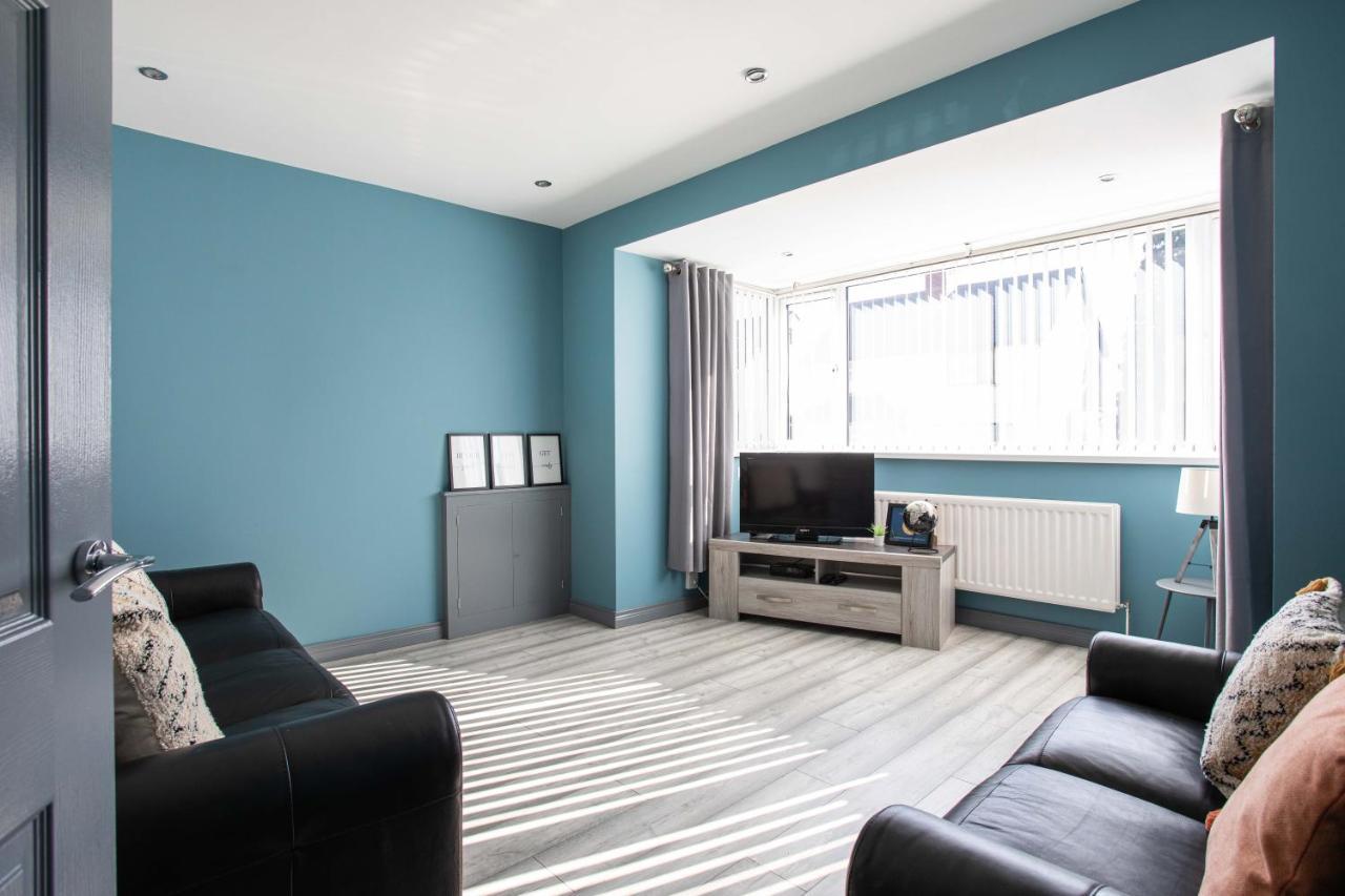 Fully Refurbished North Belfast Home Kültér fotó